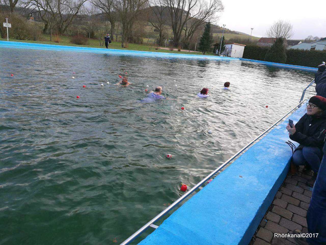 2018-01-01_eisschwimmen_Kaltennordheim (17)