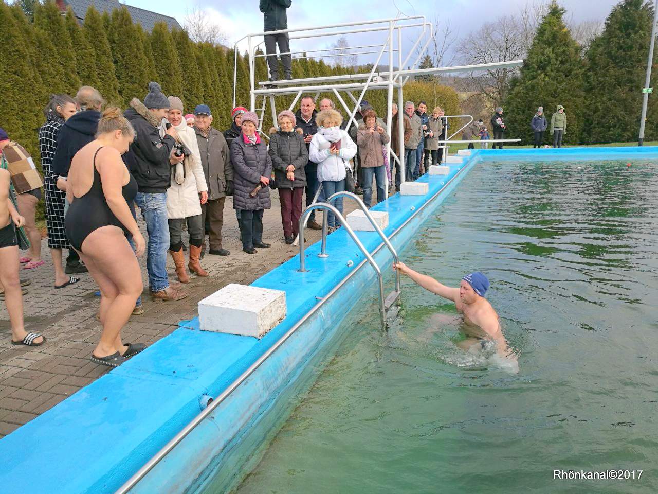 2018-01-01_eisschwimmen_Kaltennordheim (20)