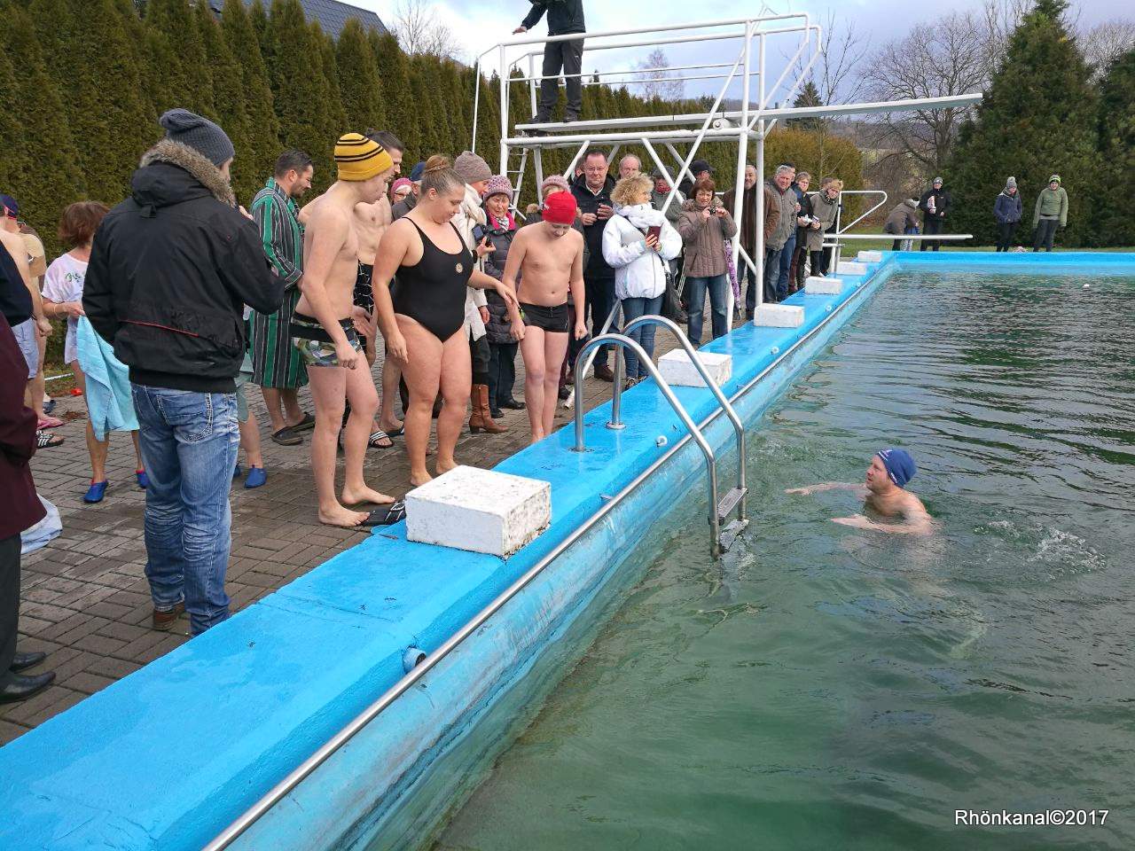 2018-01-01_eisschwimmen_Kaltennordheim (9)