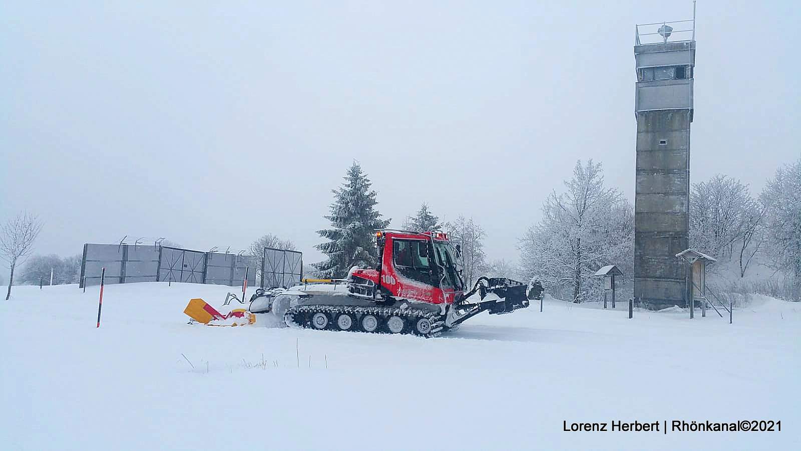 2021-01-19_Schnee-Raupe-Ellenbogen-Grenze-Winter-Fuchs-Heiko-001