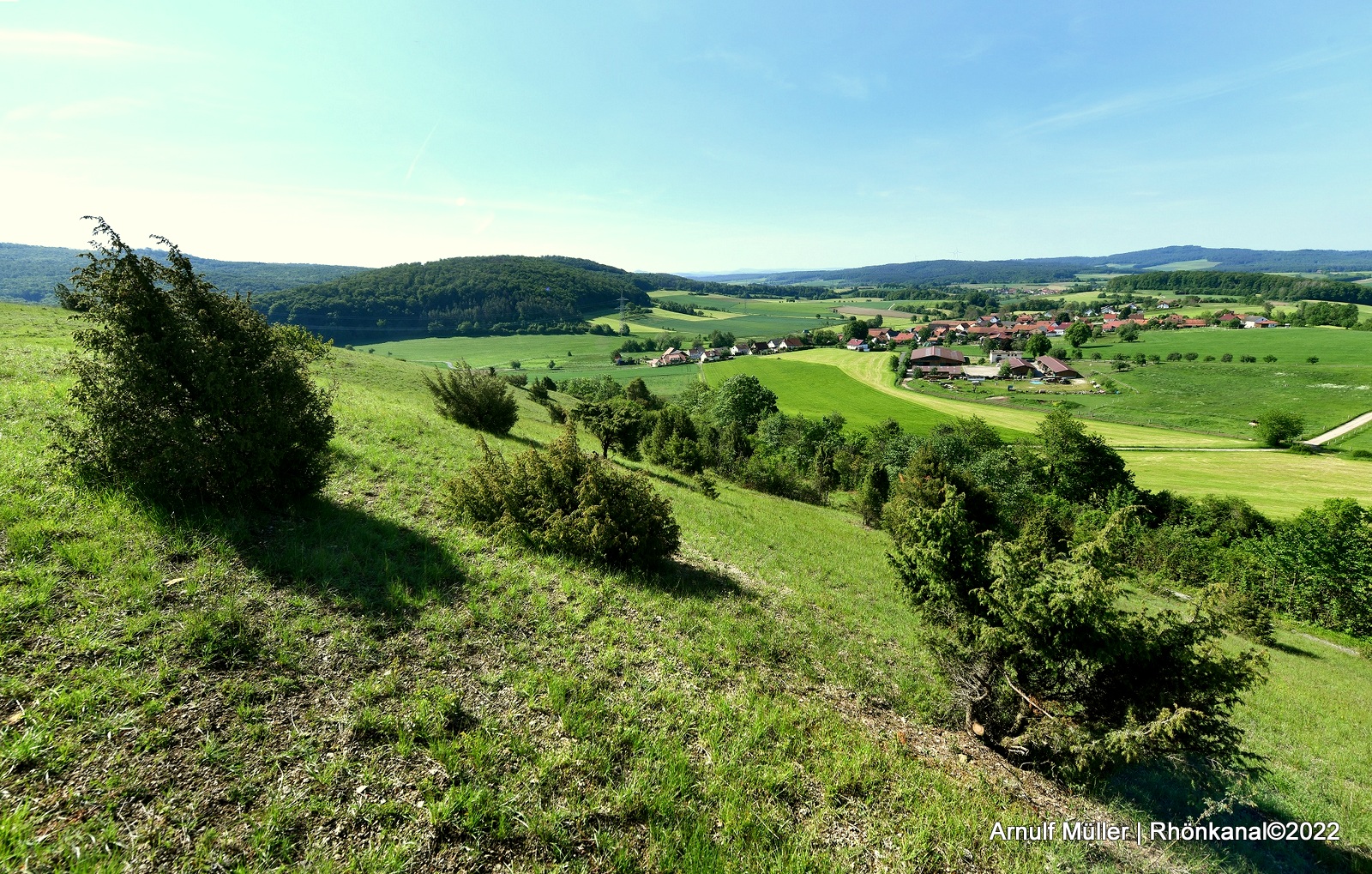 2022-04-13_Weinberg_Molzbach_Wandern_Rhön_Arnulf Müller