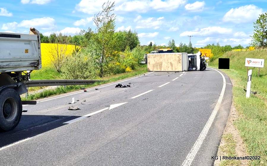 B62 Unfall Bei Bad Salzungen – LKW Auf Bundesstraße Umgekippt – APP ...