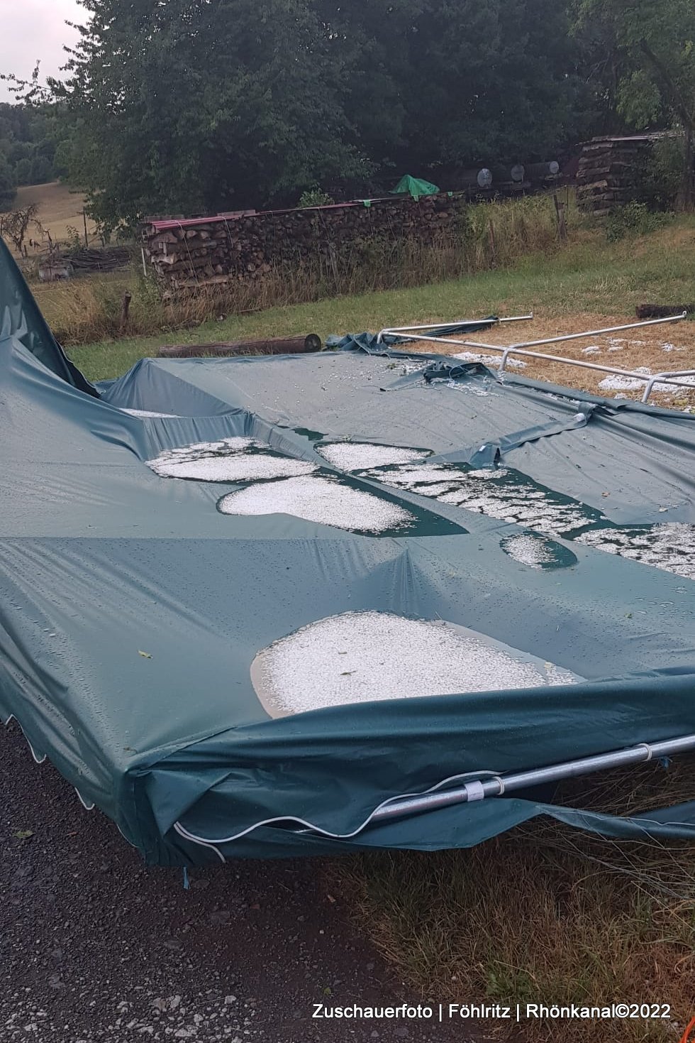 2022-07-26_Sturm_Unwetter_Gewitter_Föhlritz_Zelt (1)