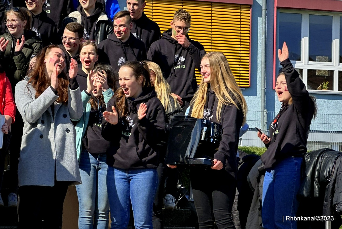 2023-04-19_Rhöngym_Kaltensundheim_Letzter Schultag_12er (57)