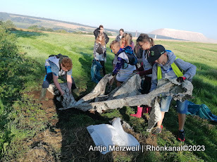 2023-09-08_Cleanup Day_Grundschule Sünna_Unterbreizbach (11)