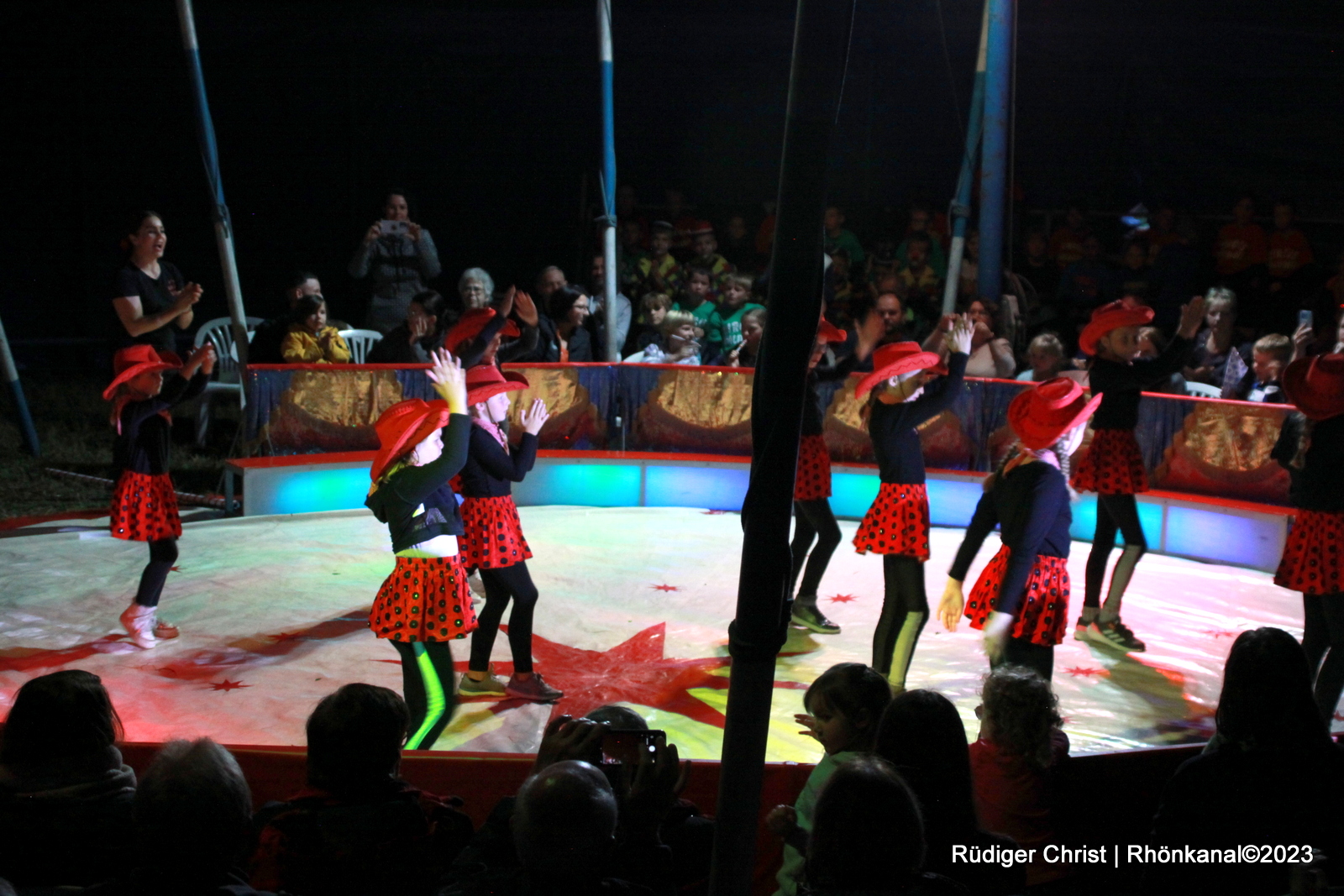 2023-10-23_Zirkus_Grundschule_Empfertshausen (32)