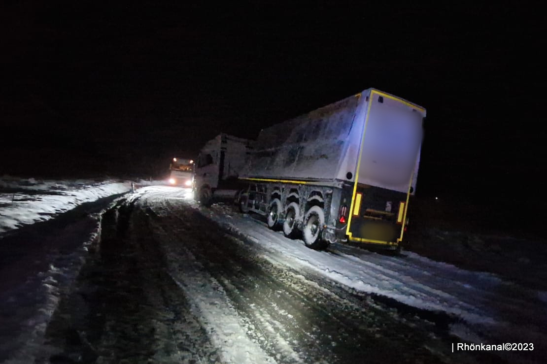 2023-11-28_LKW Unfall_Aschenhausen_Kaltensundheim (8)