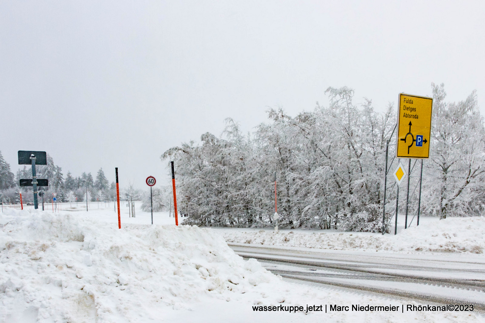 2023-11-28_Wasserkuppe_Winter_Schnee_Feriendorf (1)