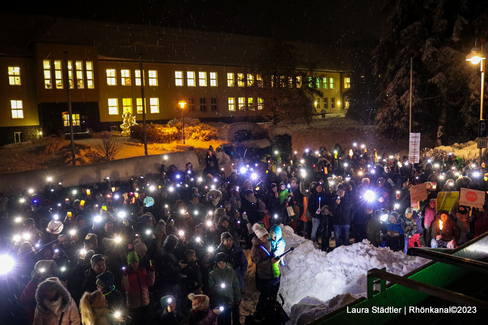 2023-12-07_Protest_Grundschule-Frankenheim (5)