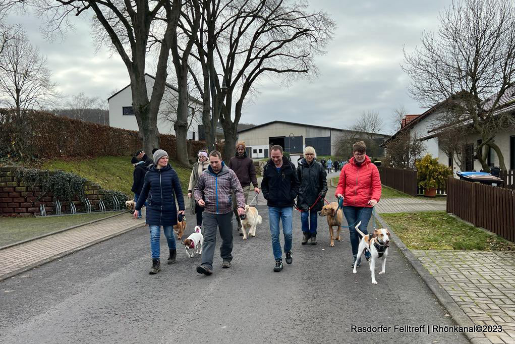 2023-12-18_Rasdorf_Felltreffen_Hunde_Gassi gehen (11)